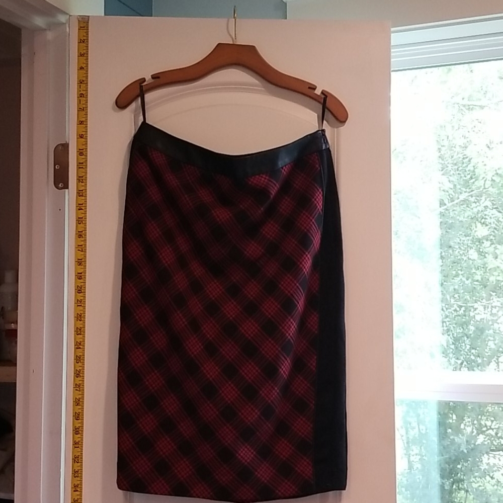 The Limited Pencil Skirt
